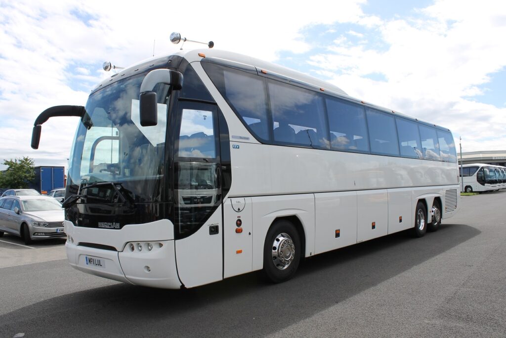 Автобус Neoplan